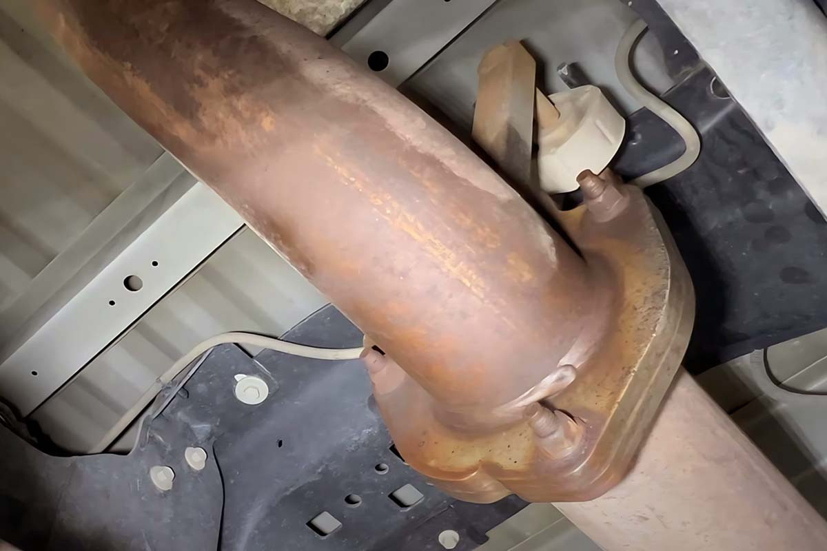 How to Remove a Stuck Exhaust Bolt Without Damage?